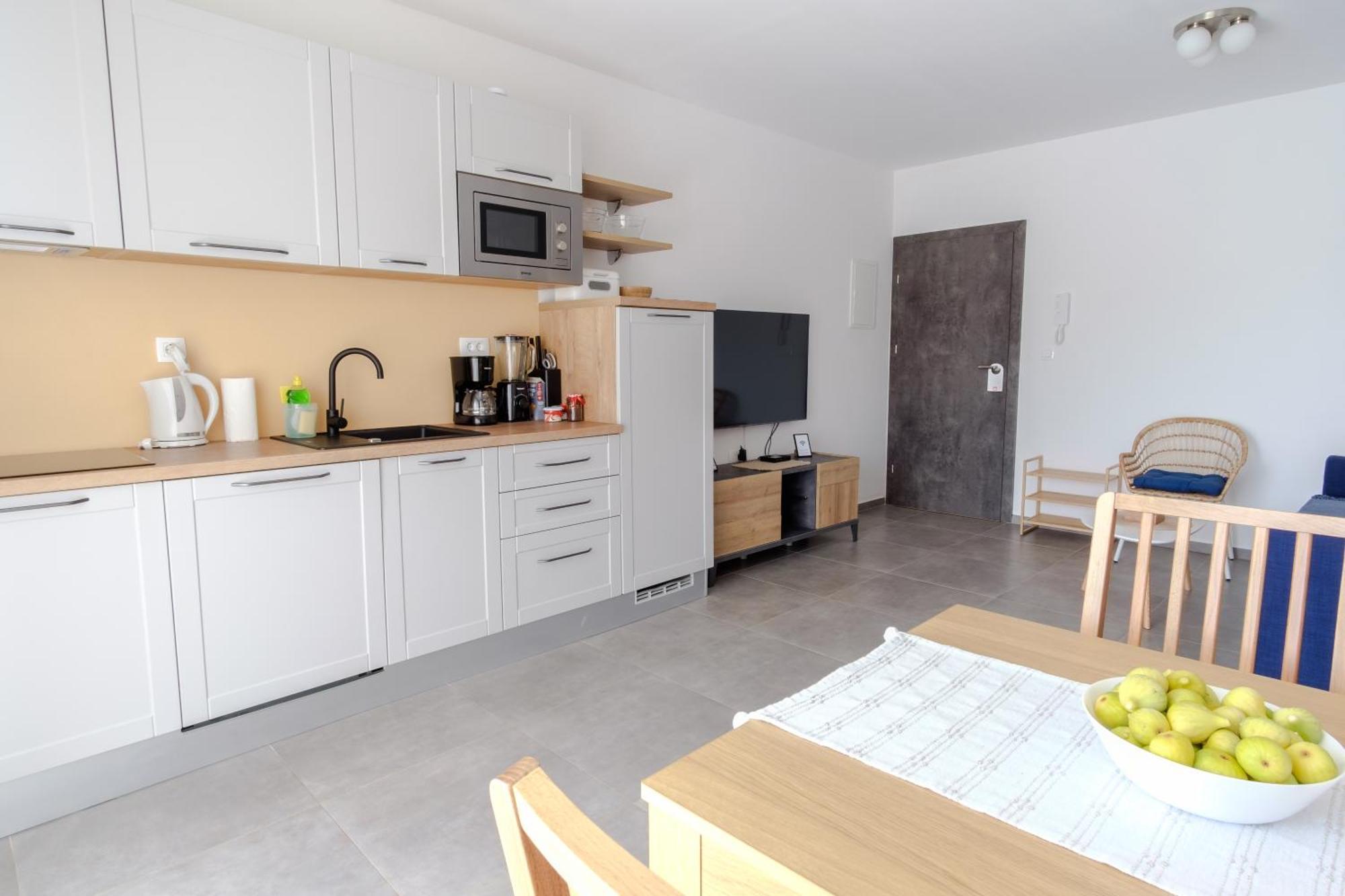 Apartments Grape Pirovac Ngoại thất bức ảnh